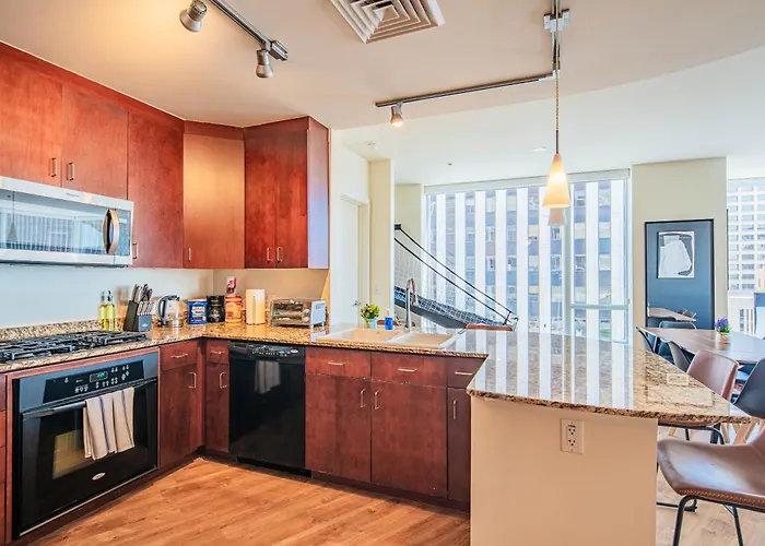 Apartamento Prime Asu Area Balcony Pool Gym W&d Parking Phx